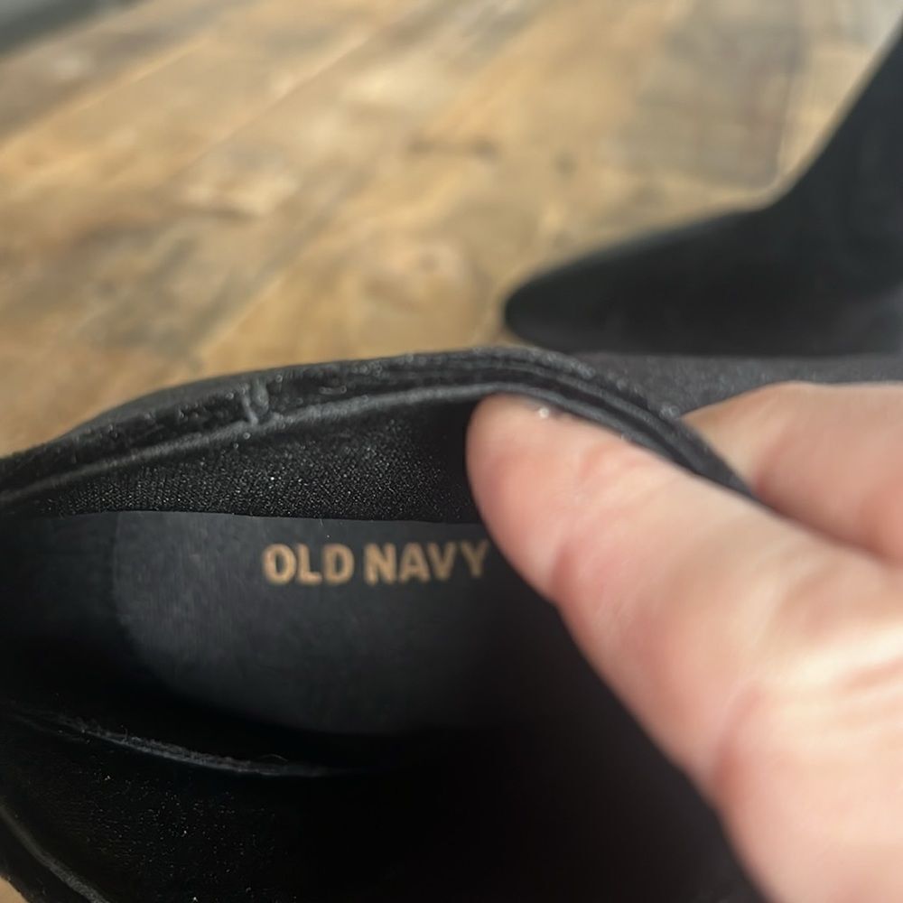 OLD NAVY BLACK SUEDE HEELS SIZE 8 zip up - Picture 3 of 7